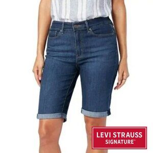 Signature by Levi Strauss & Co. Dark Wash Mid Rise Bermuda Short 28